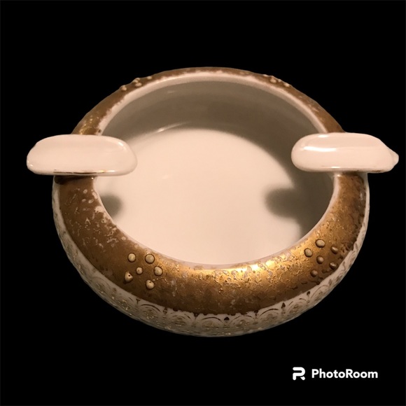 Vintage Rare Lefton Hand-Painted Gold Trim Ashtray Petite Gilded w/White Stones - Picture 3 of 10